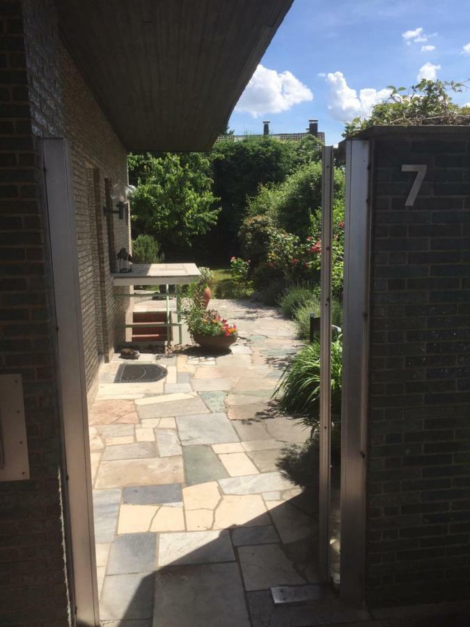 Duesseldorfer Privatzimmer Zewnętrze zdjęcie